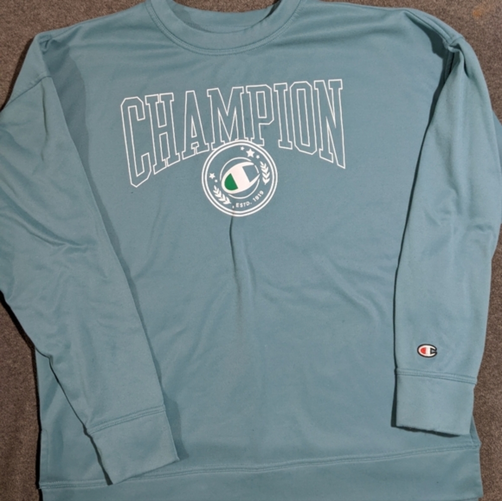 Women's Champion polyester fleece lined sweatshirt size Medium